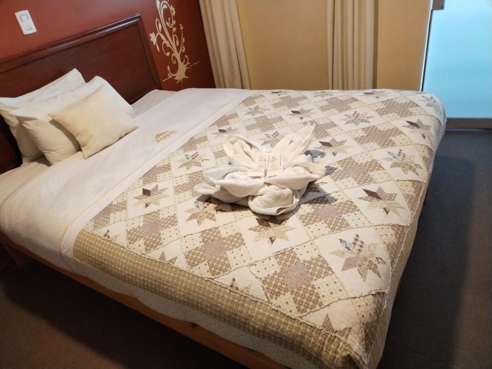 Andean Host Hotel